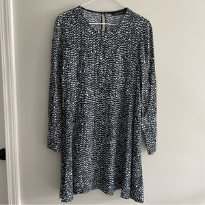 Zara blue and white print flowy long sleeve dress